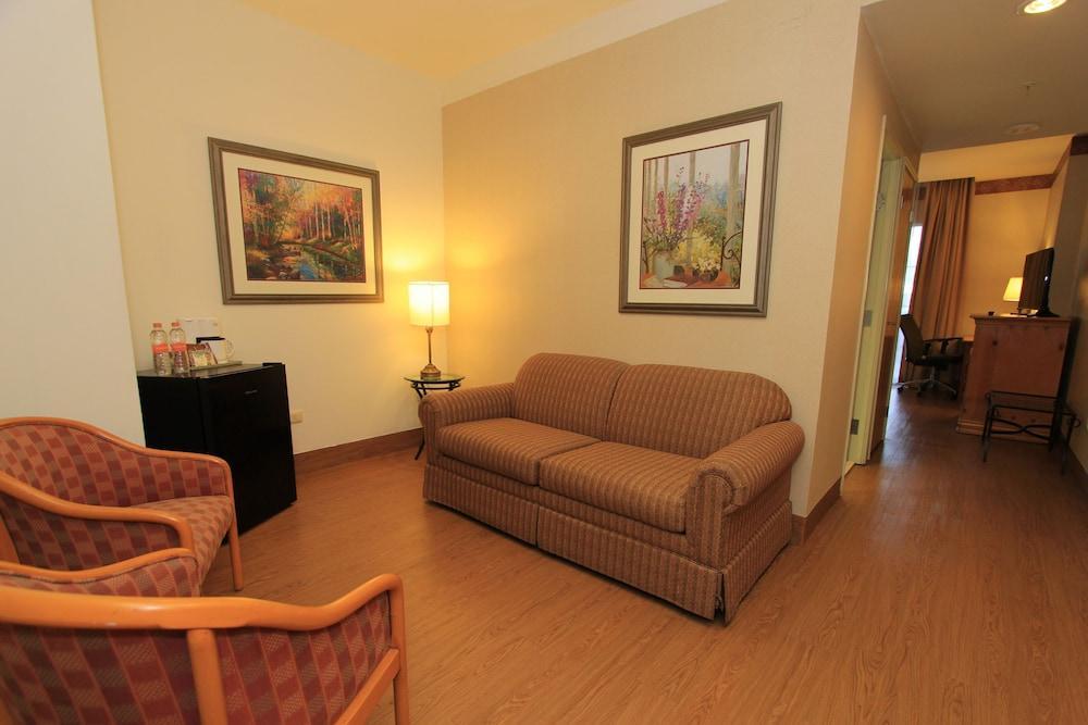 Holiday Inn Express Silao-Aeropuerto Bajio By Ihg Esterno foto