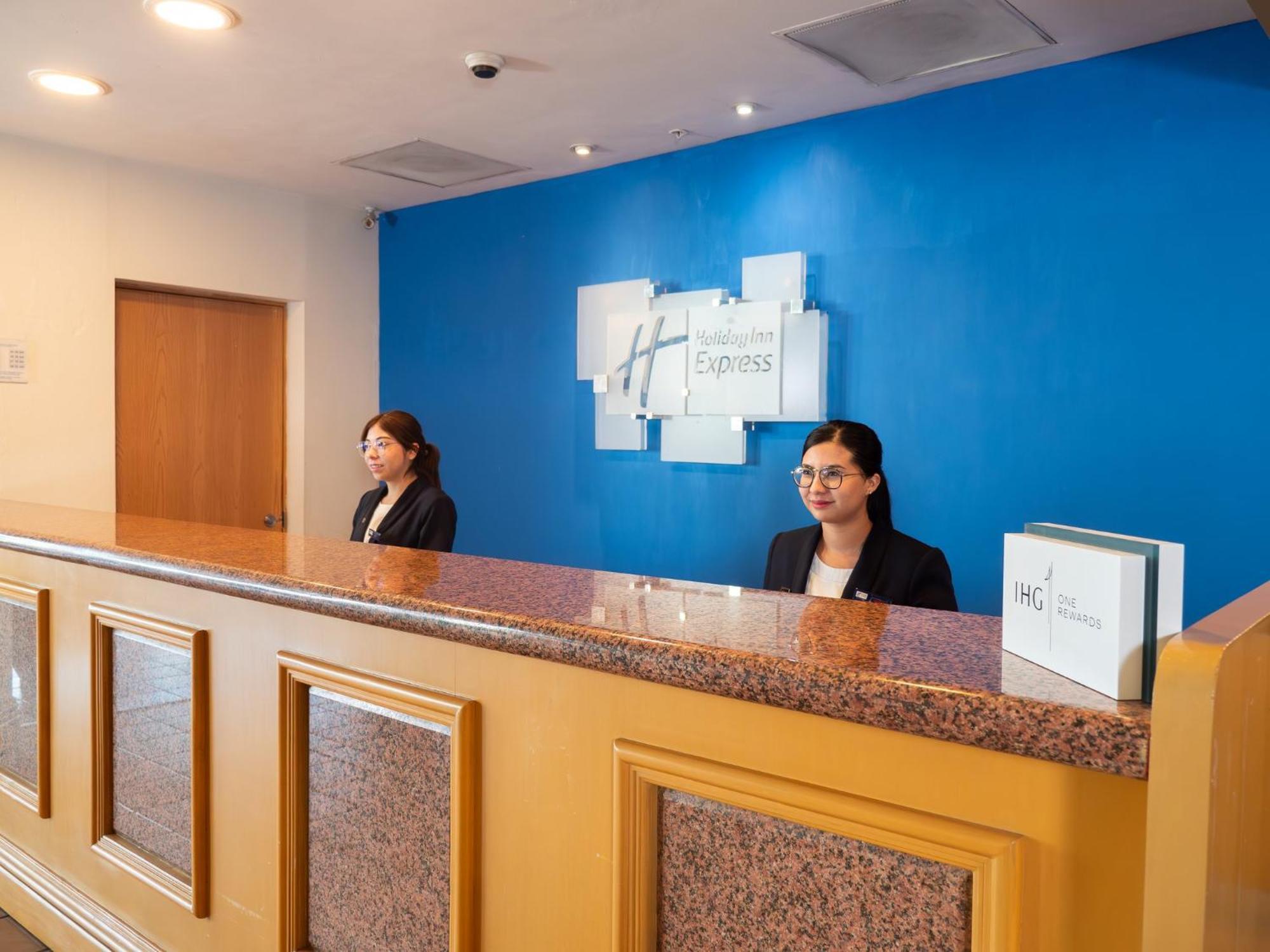 Holiday Inn Express Silao-Aeropuerto Bajio By Ihg Esterno foto