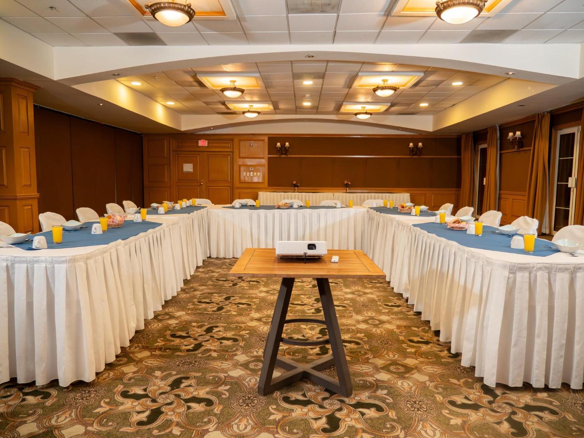 Holiday Inn Express Silao-Aeropuerto Bajio By Ihg Esterno foto
