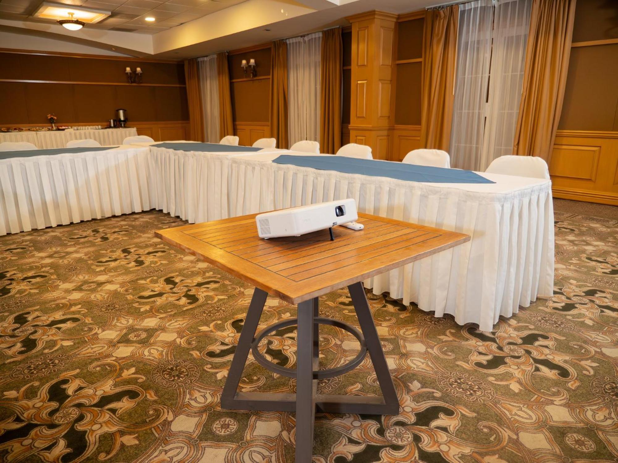 Holiday Inn Express Silao-Aeropuerto Bajio By Ihg Esterno foto