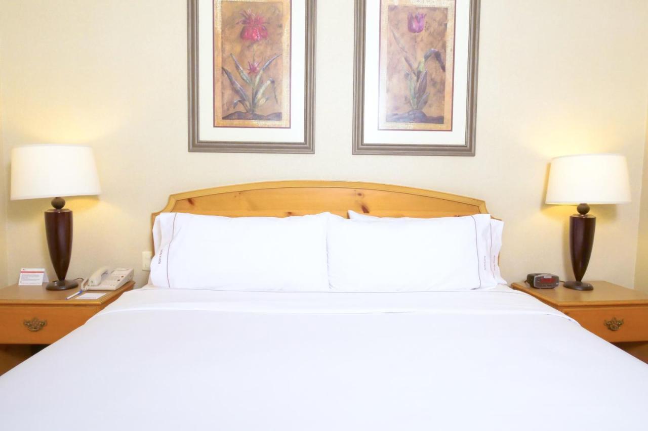 Holiday Inn Express Silao-Aeropuerto Bajio By Ihg Esterno foto